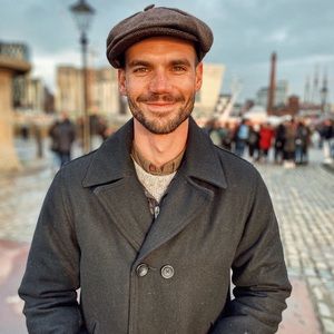 Meet your Posher, Collin